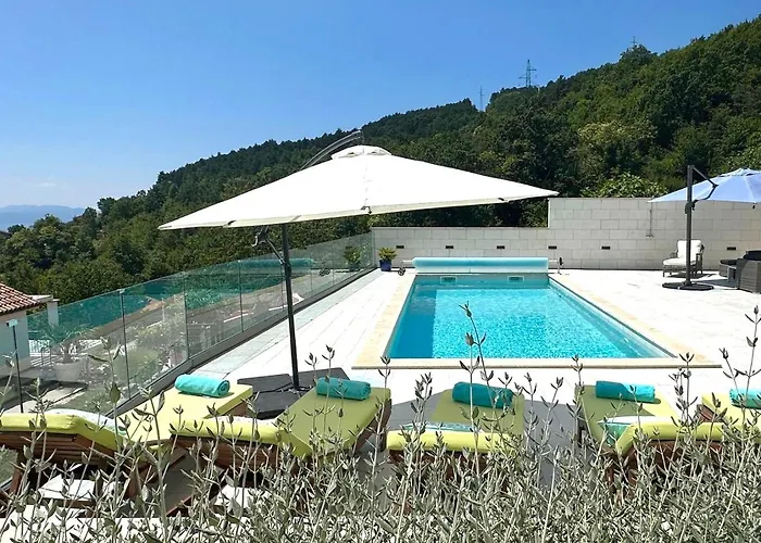 Marta * Οπατία